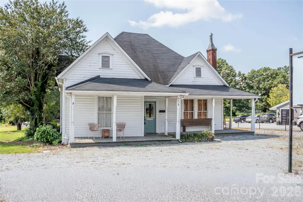 658 E Main Avenue Taylorsville, NC 28681
