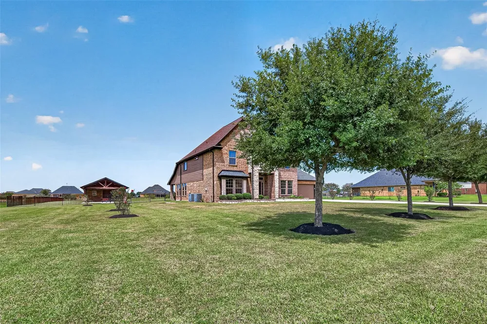 10610 Caddo Lake Drive Needville, TX 77461