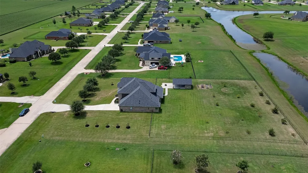 10610 Caddo Lake Drive Needville, TX 77461
