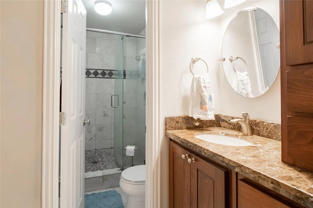 14687 Austin Mccomb Road Montgomery, TX 77316