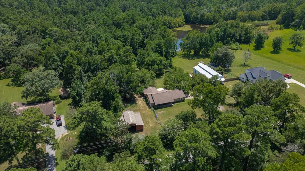 14687 Austin Mccomb Road Montgomery, TX 77316