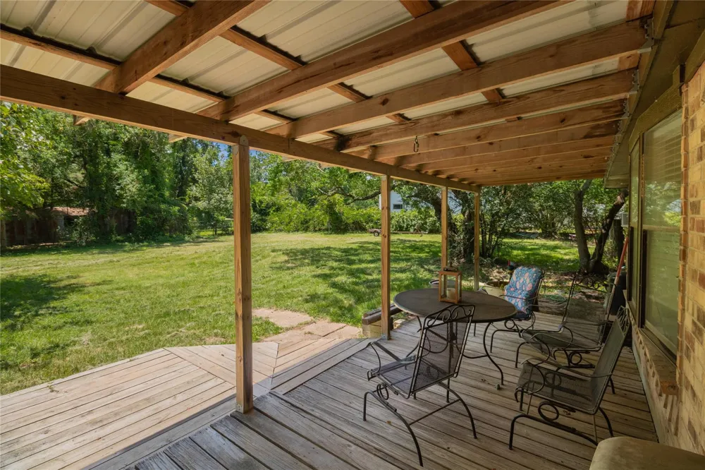 14687 Austin Mccomb Road Montgomery, TX 77316