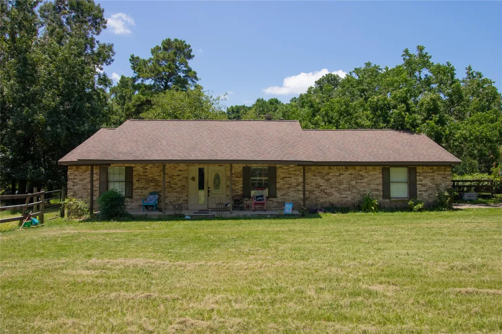 14687 Austin Mccomb Road Montgomery, TX 77316