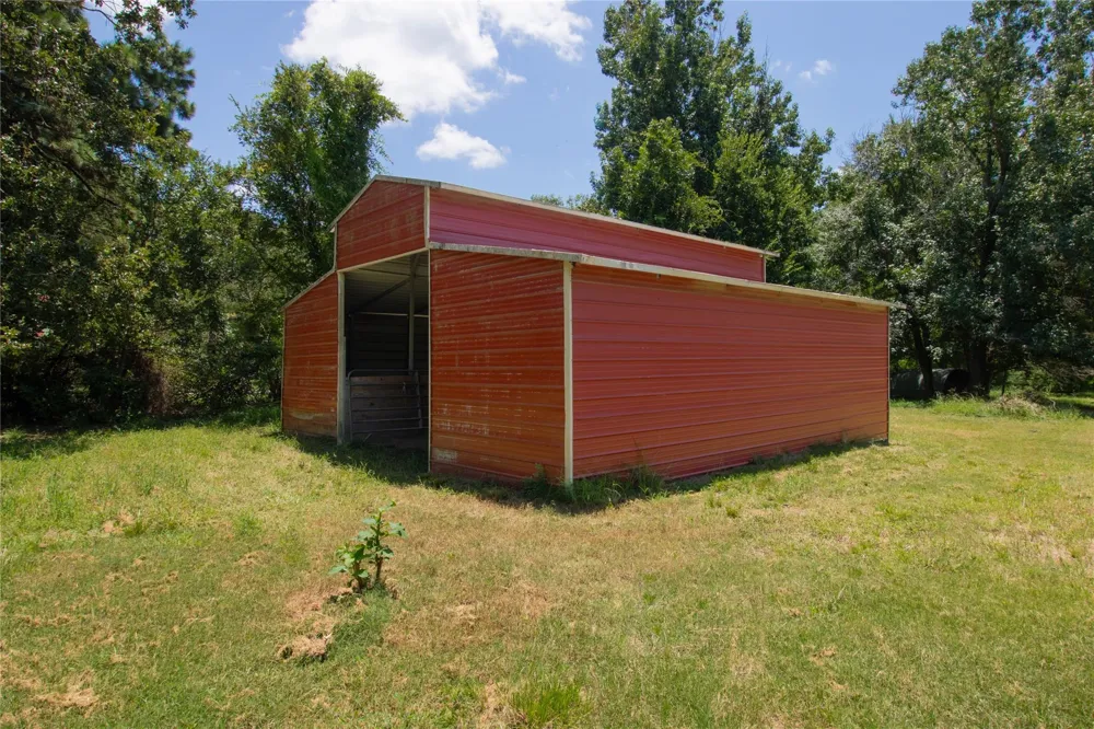 14687 Austin Mccomb Road Montgomery, TX 77316
