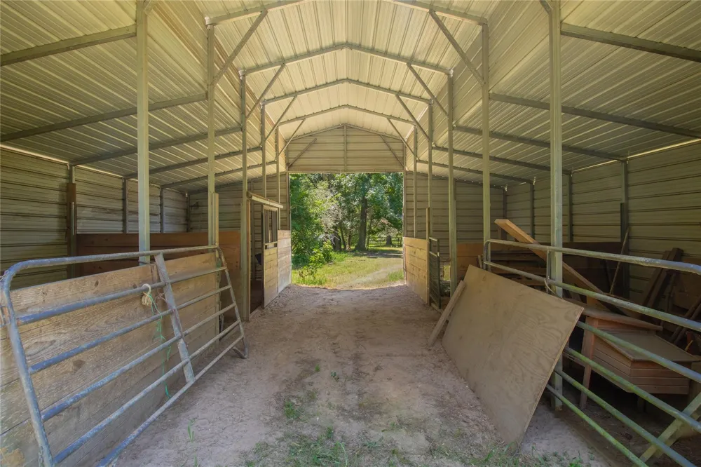 14687 Austin Mccomb Road Montgomery, TX 77316