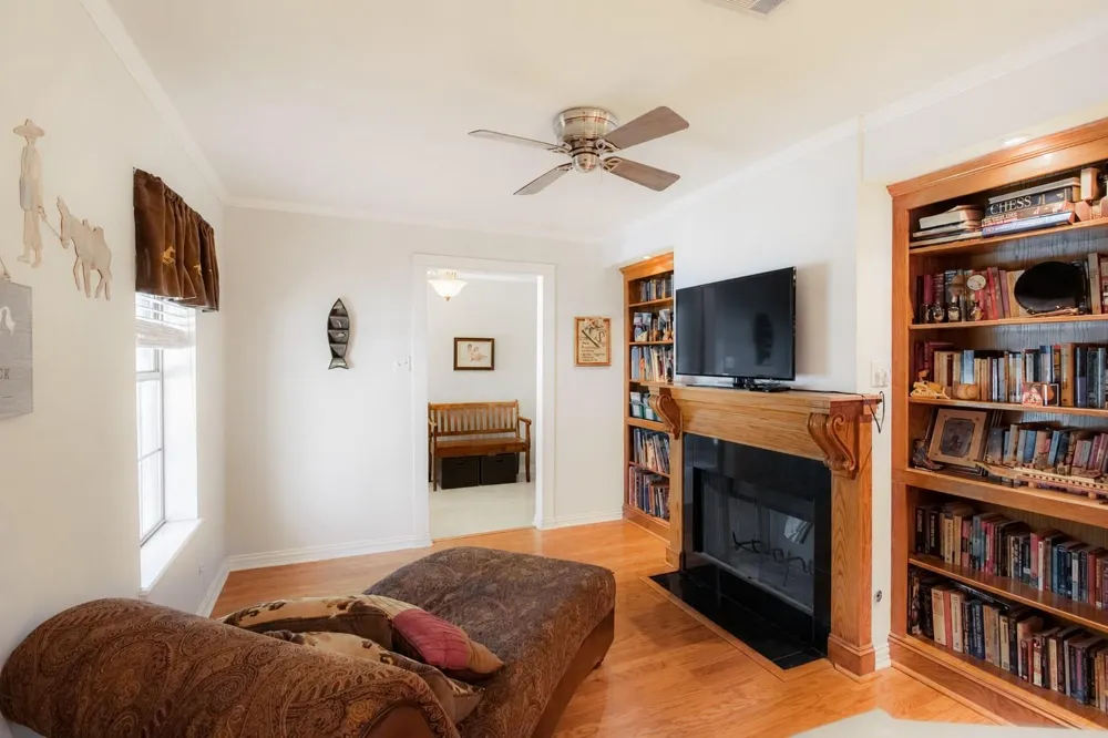 14687 Austin Mccomb Road Montgomery, TX 77316