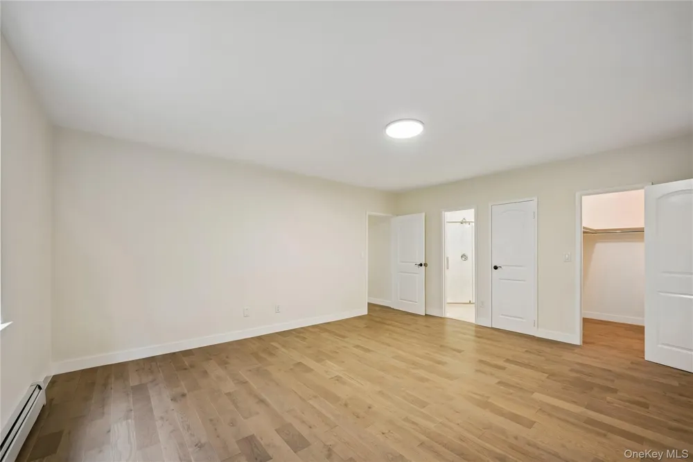 14726 Roosevelt Avenue #1C Flushing, NY 11354