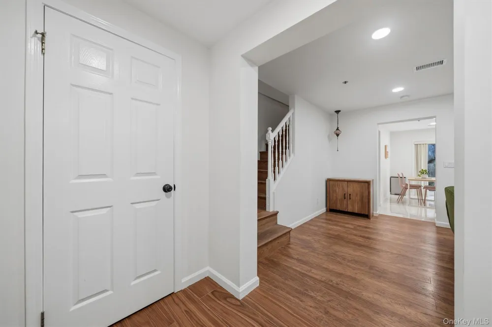 204 Watch Hill Drive Tarrytown, NY 10591