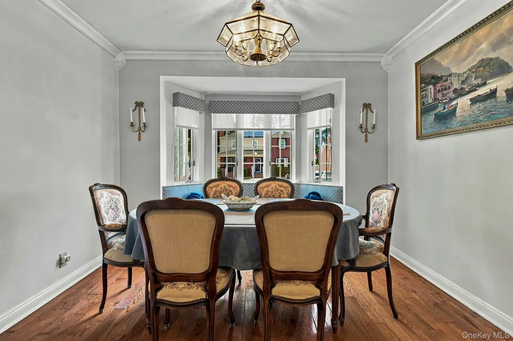 201 E Chester Street Valley Stream, NY 11580