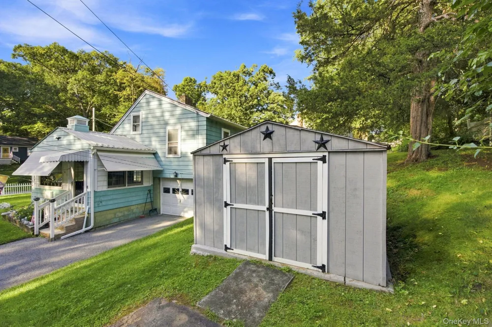 10 Birchwood Terrace Poughkeepsie, NY 12601