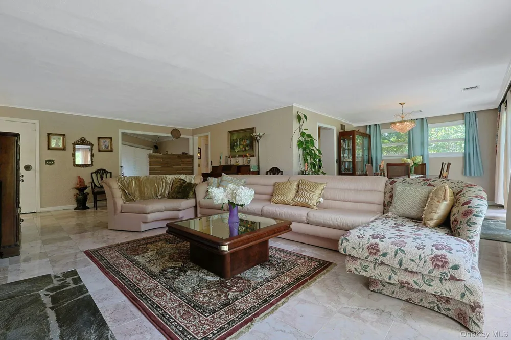 130 Apple Lane Drive Middletown, NY 10940