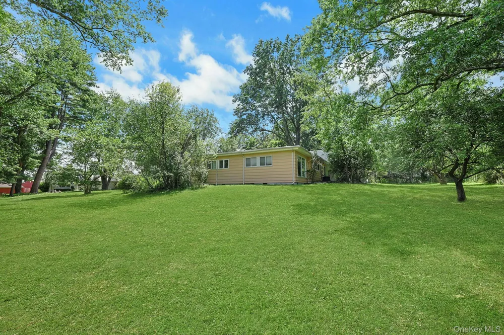 130 Apple Lane Drive Middletown, NY 10940
