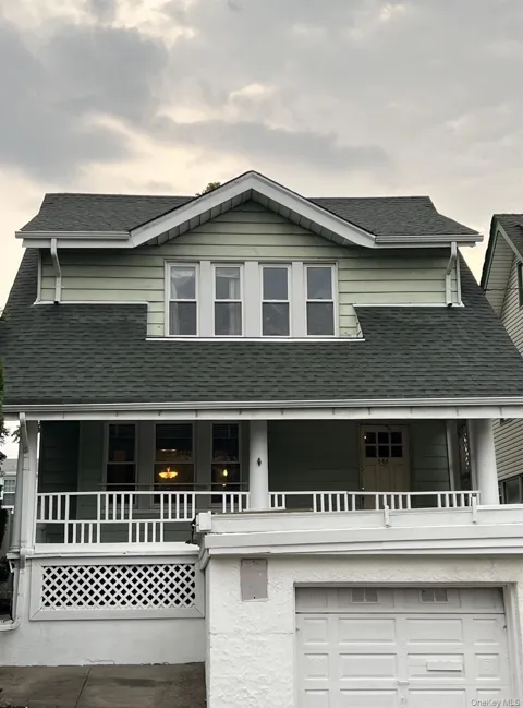 548 Davis Avenue