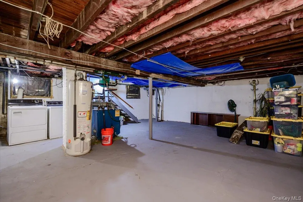 548 Davis Avenue Staten Island, NY 10310