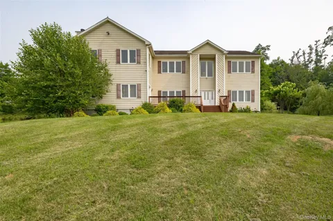 192 E Hook Road
