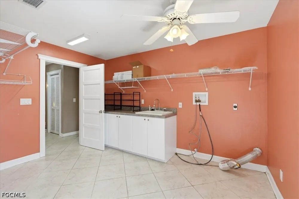 SAUTERN DRIVE Fort Myers, FL 33919
