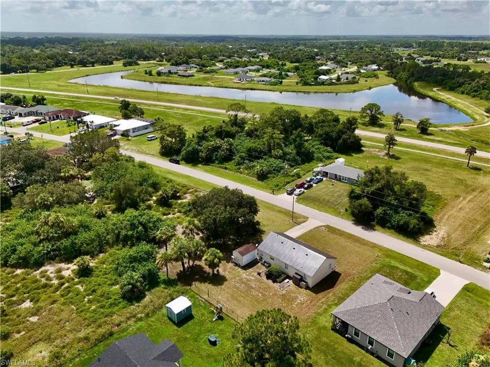 Address Not Shown Labelle, FL 33935