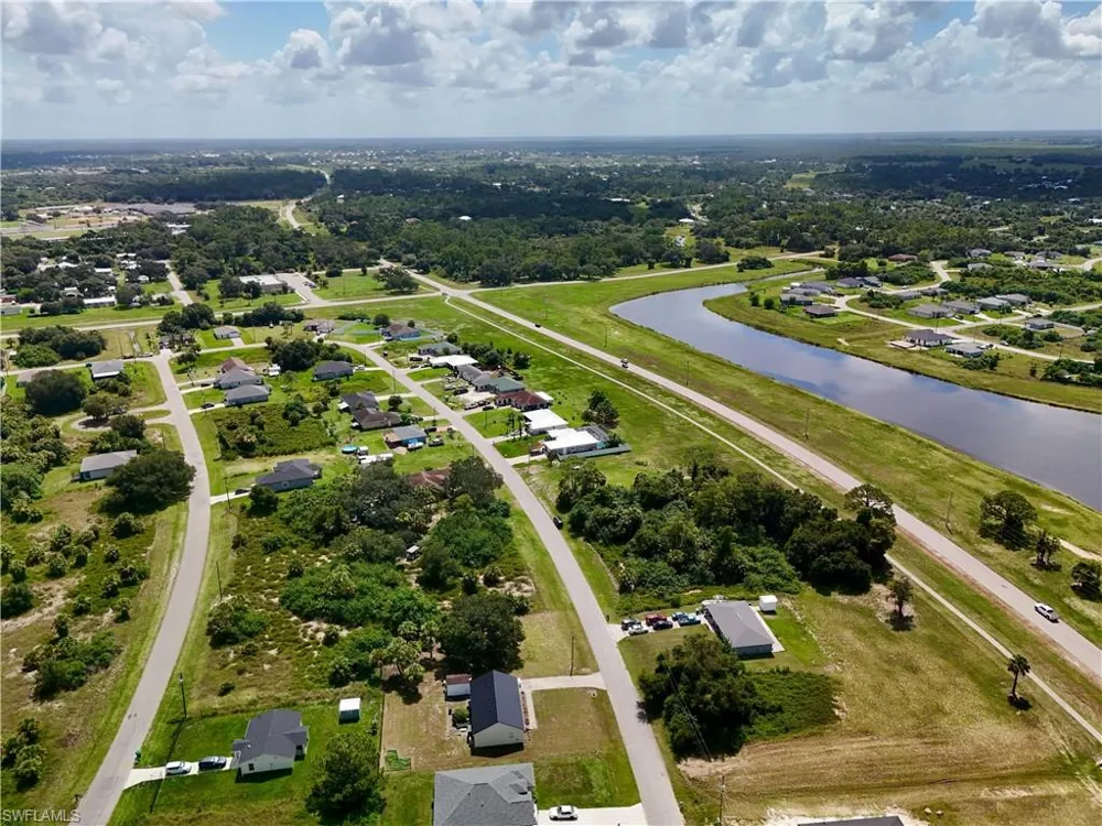 Address Not Shown Labelle, FL 33935