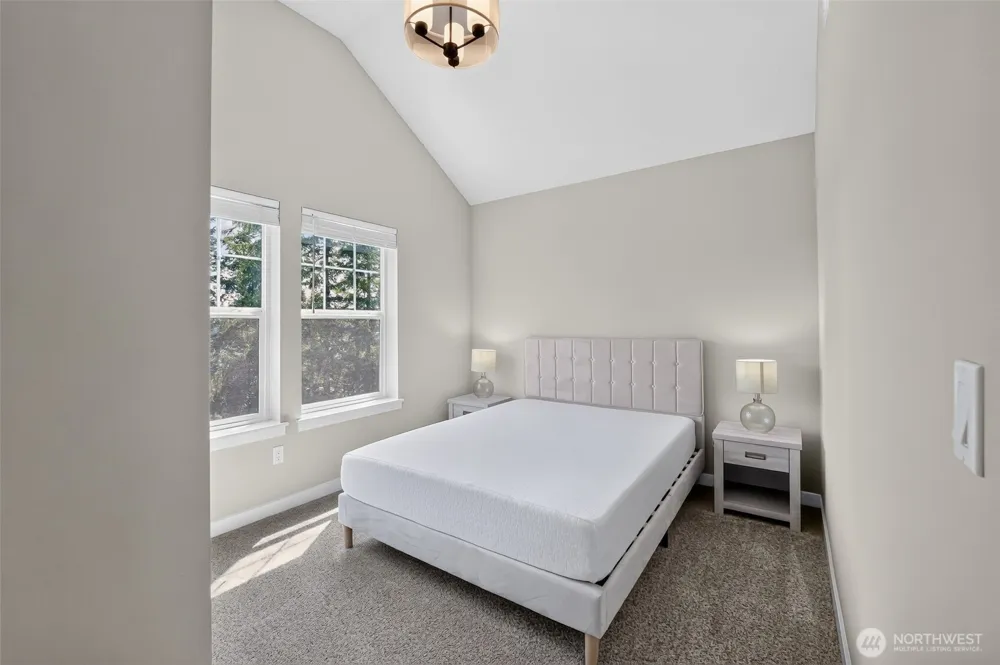 141 E Allynview Drive Allyn, WA 98524