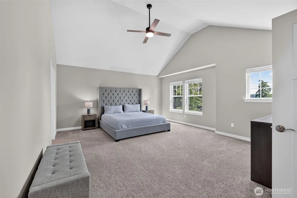 141 E Allynview Drive Allyn, WA 98524