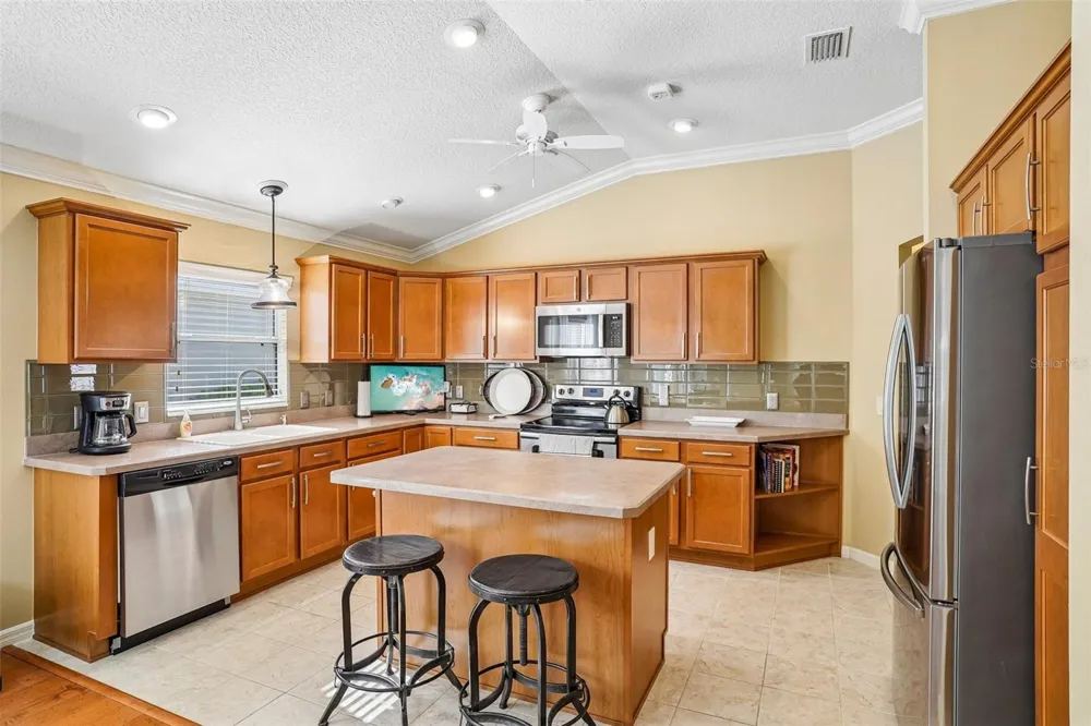 583 ARTEAGA WAY The Villages, FL 32162