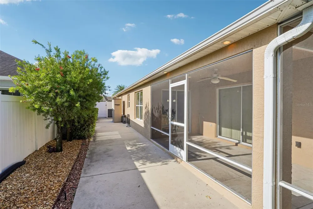 583 ARTEAGA WAY The Villages, FL 32162