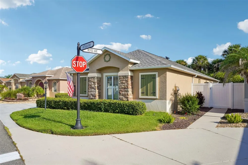 583 ARTEAGA WAY The Villages, FL 32162