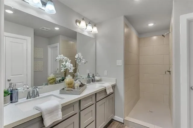911 West Lewis Street #B Conroe, TX 77301
