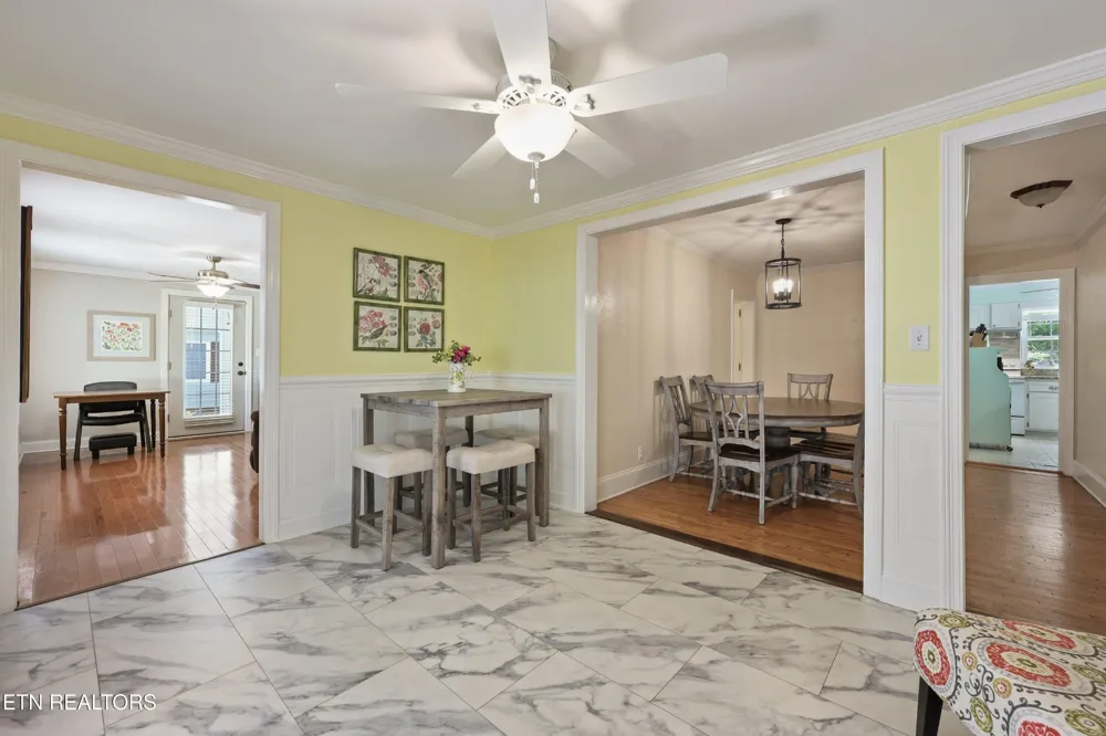 128 Lonas Drive Maryville, TN 37803