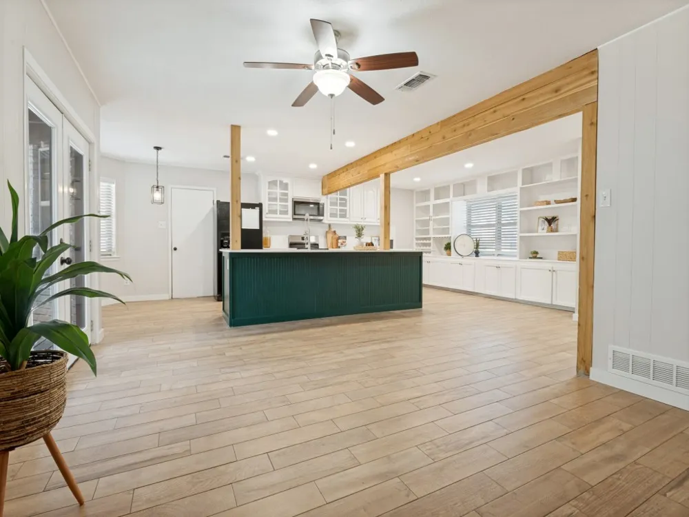 1909 Marlene Drive Euless, TX 76040