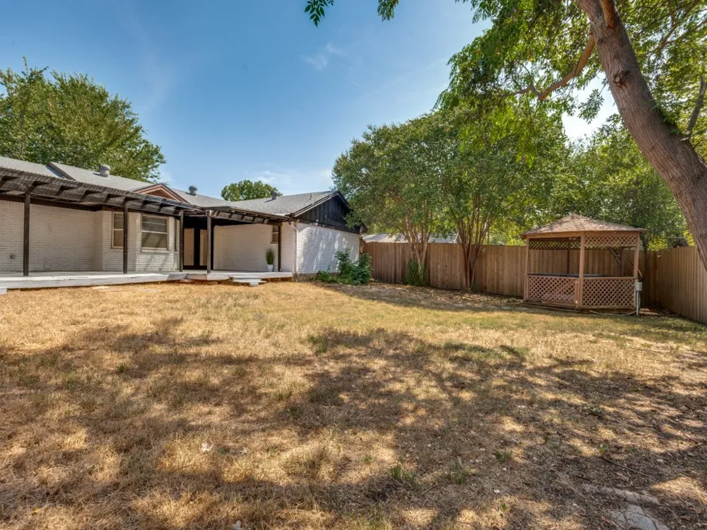 1909 Marlene Drive Euless, TX 76040