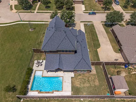 416 Willis Way