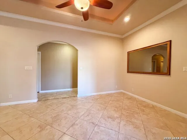 197 VINTAGE RANCH CIR La Vernia, TX 78121