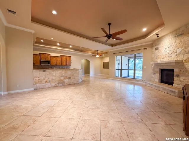 197 VINTAGE RANCH CIR La Vernia, TX 78121