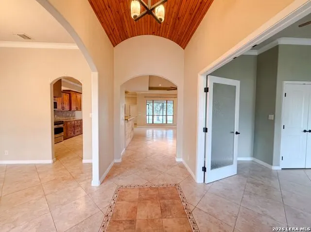 197 VINTAGE RANCH CIR La Vernia, TX 78121