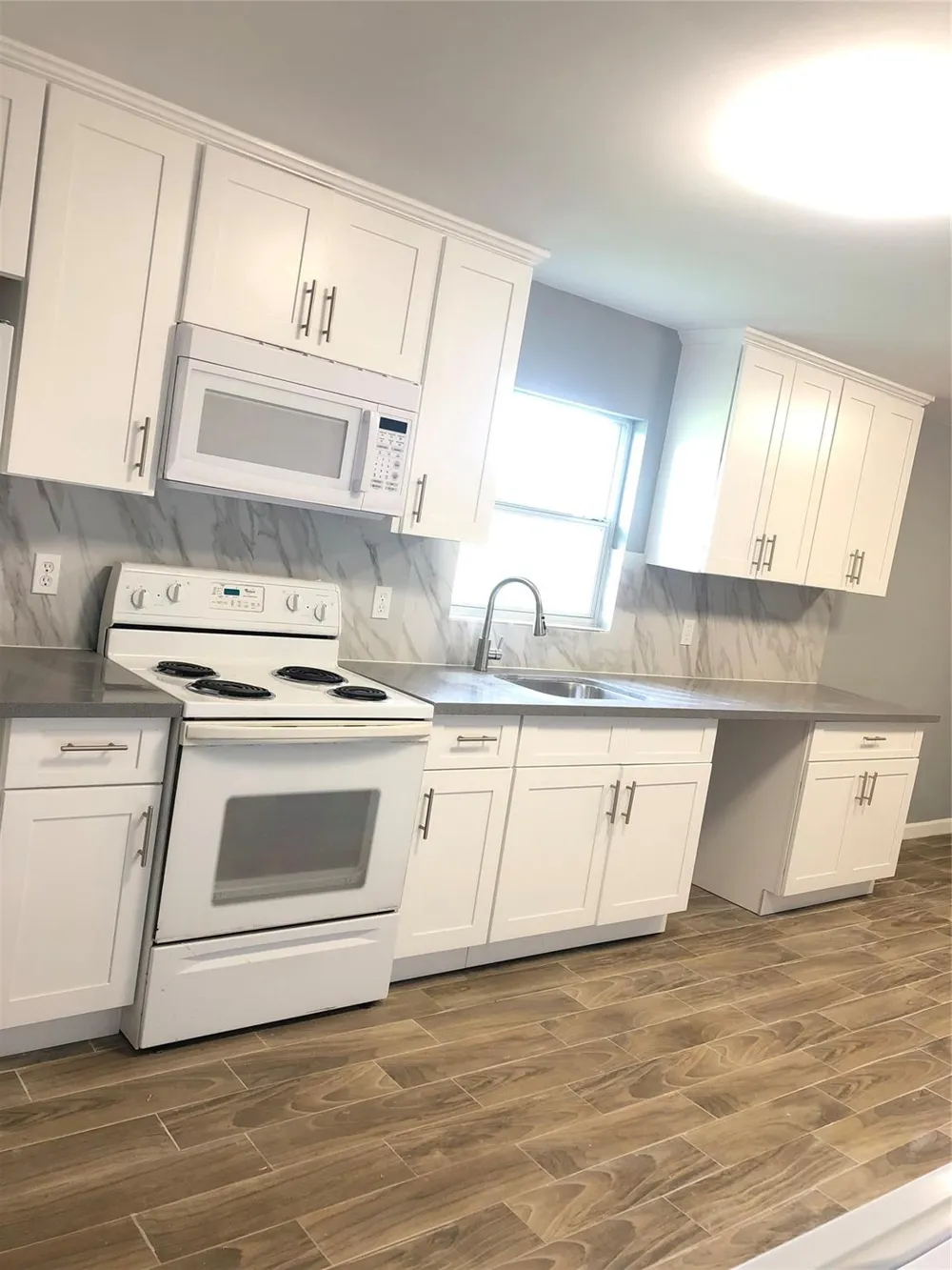 120 Shanklin Road Angleton, TX 77515