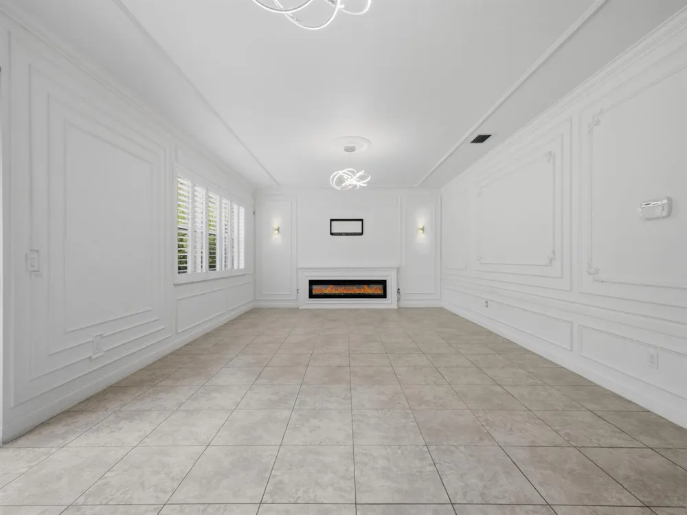 4777 Capital Drive Lake Worth, FL 33463