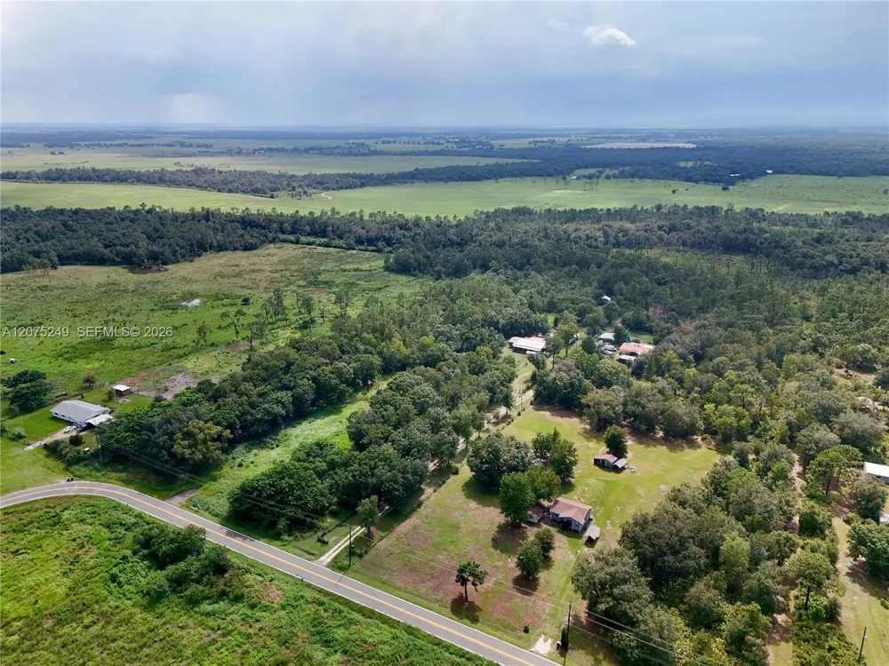 MCCLELLAN RD Frostproof, FL 33843