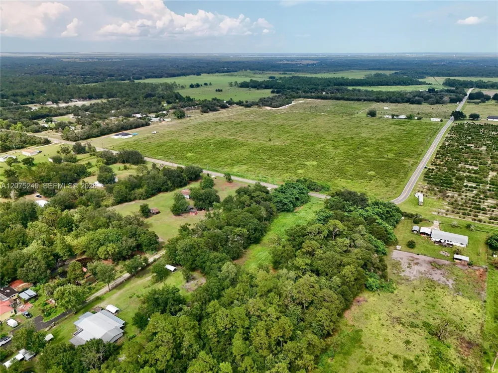 MCCLELLAN RD Frostproof, FL 33843