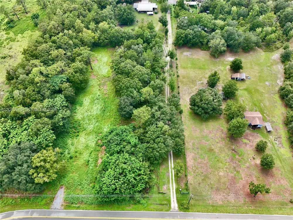 MCCLELLAN RD Frostproof, FL 33843