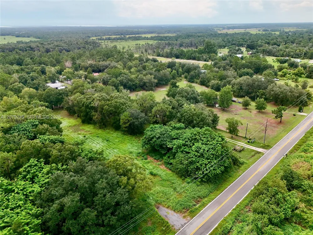 MCCLELLAN RD Frostproof, FL 33843