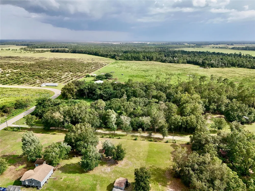 MCCLELLAN RD Frostproof, FL 33843