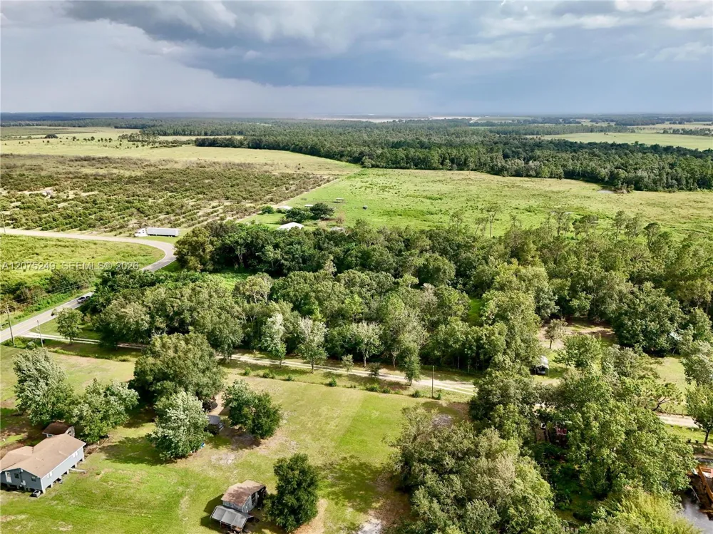 MCCLELLAN RD Frostproof, FL 33843