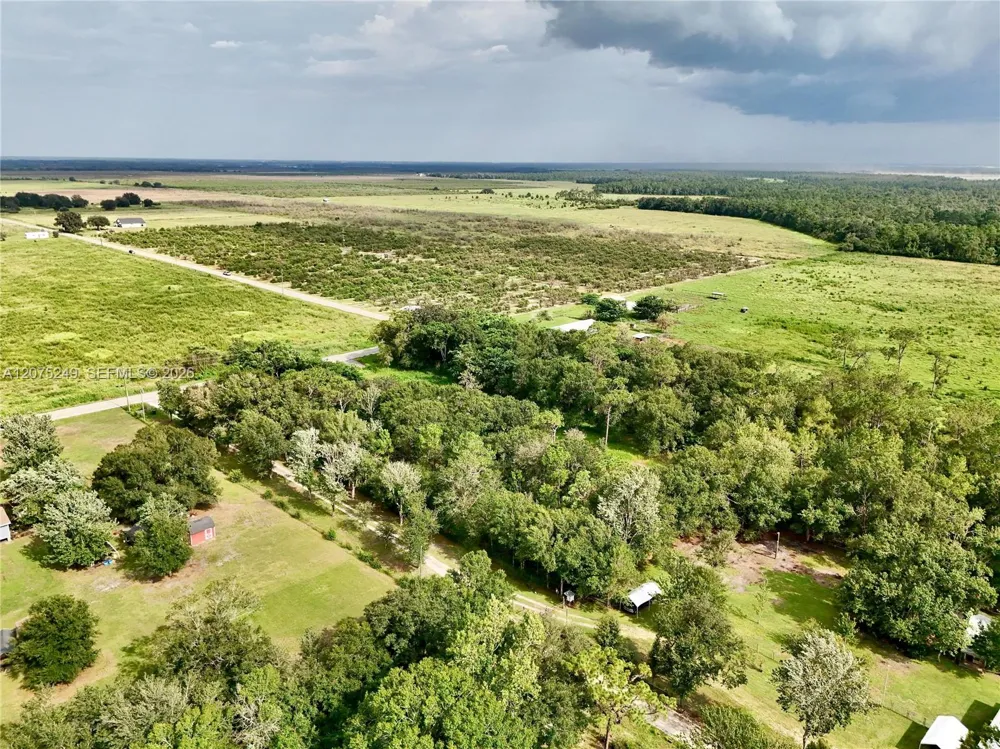 MCCLELLAN RD Frostproof, FL 33843