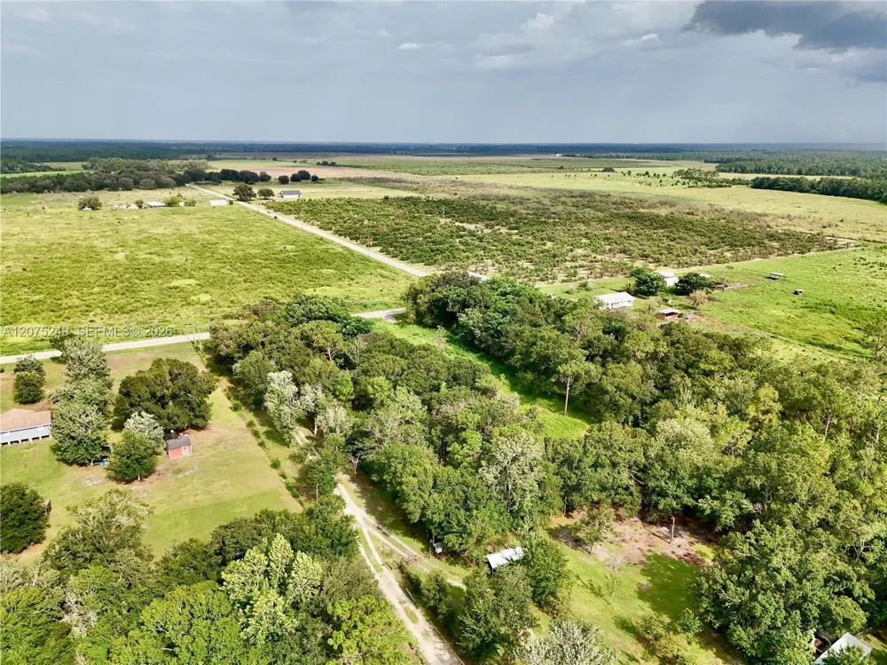 MCCLELLAN RD Frostproof, FL 33843