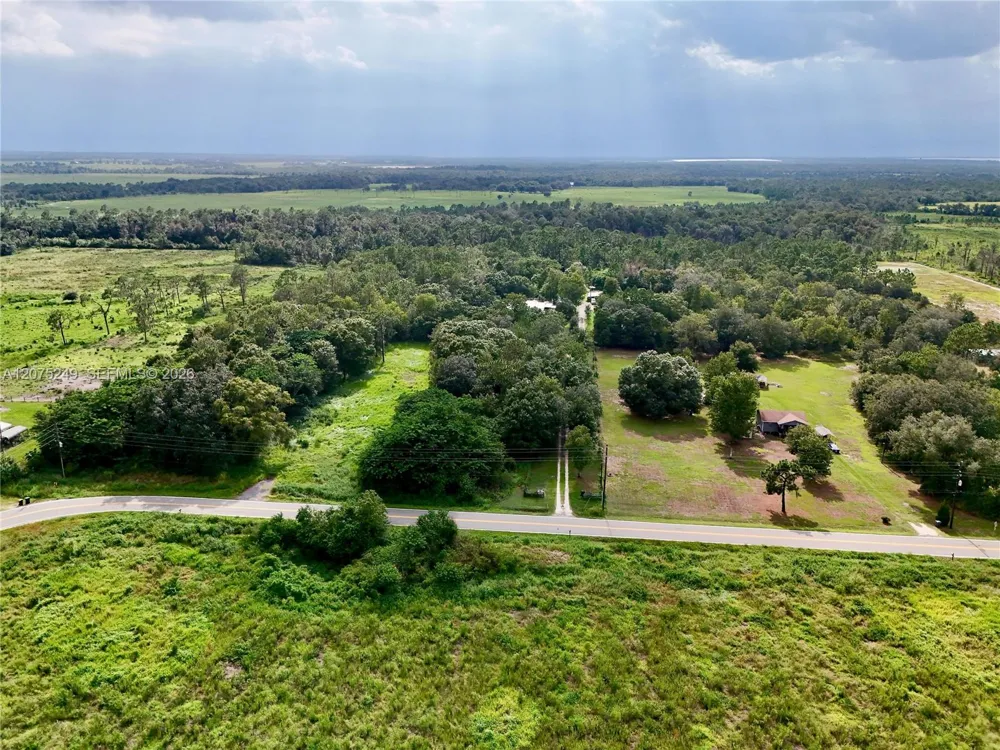 MCCLELLAN RD Frostproof, FL 33843