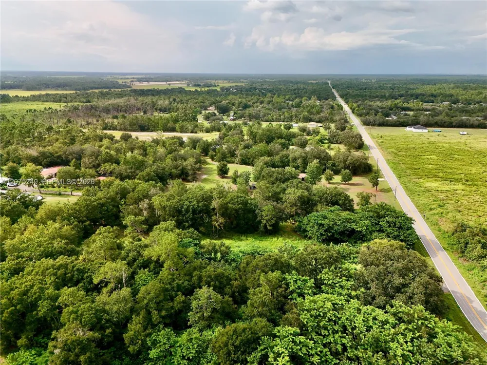MCCLELLAN RD Frostproof, FL 33843