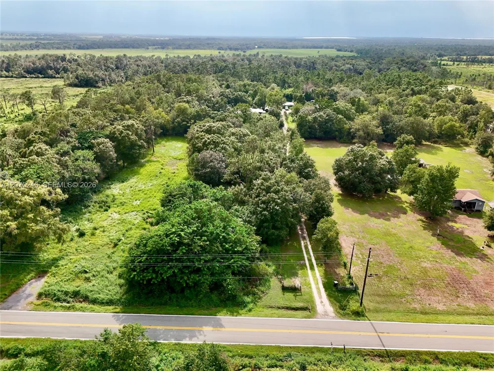MCCLELLAN RD Frostproof, FL 33843