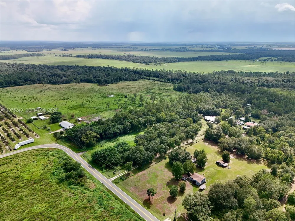 MCCLELLAN RD Frostproof, FL 33843