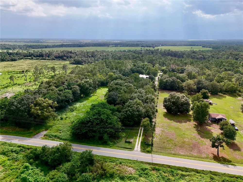 MCCLELLAN RD Frostproof, FL 33843